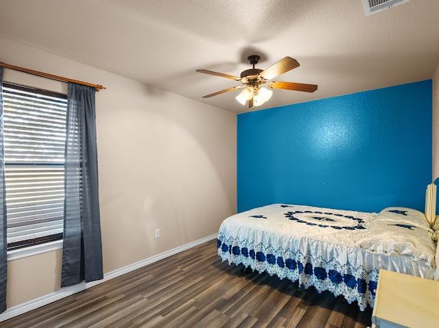 792 County Road 4213, Decatur, TX 76234