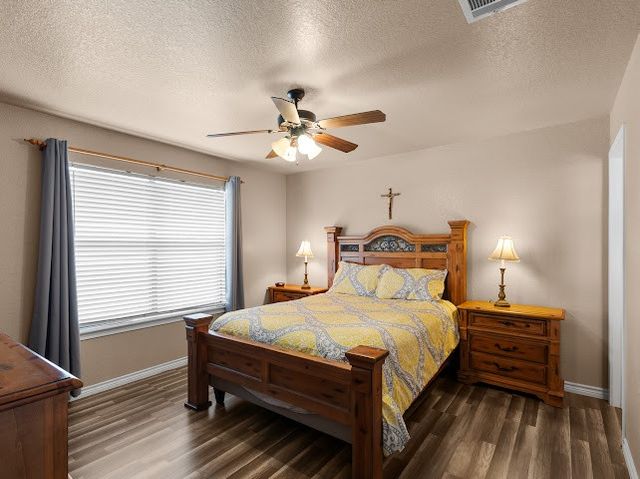 792 County Road 4213, Decatur, TX 76234