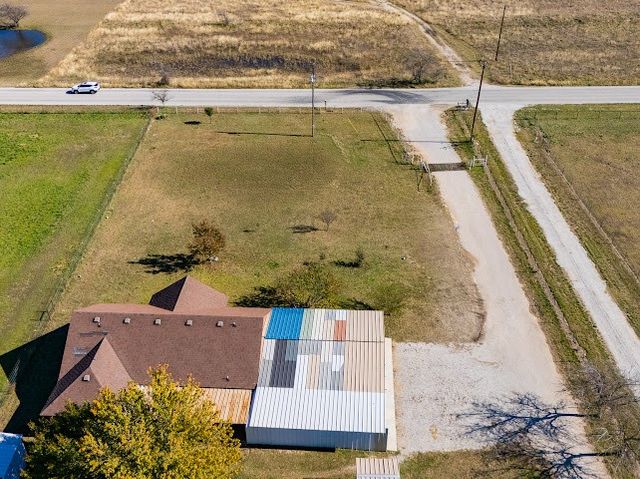 792 County Road 4213, Decatur, TX 76234