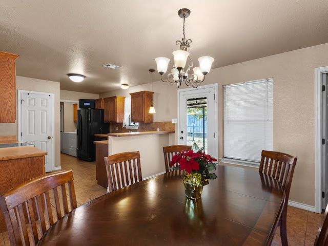 792 County Road 4213, Decatur, TX 76234