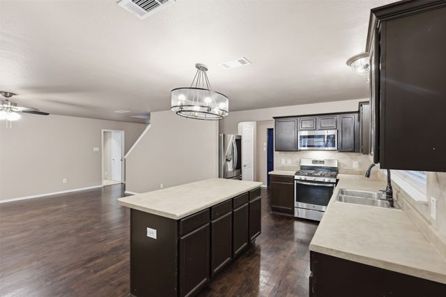 218 Mulberry Drive, Fate, TX 75087