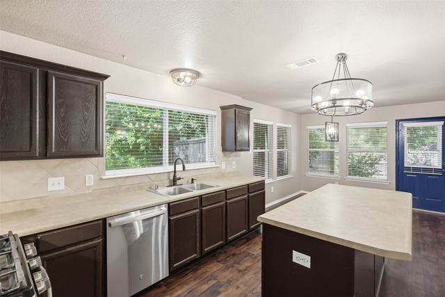 218 Mulberry Drive, Fate, TX 75087