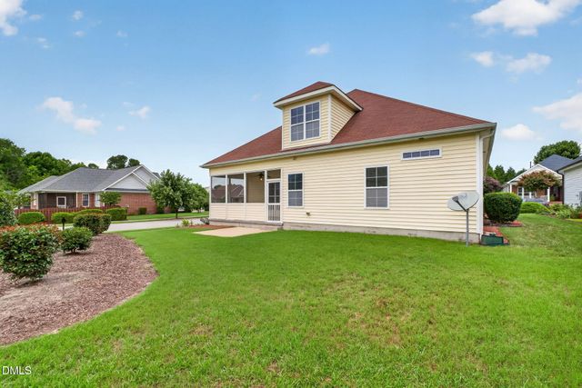 1206 Crystal Water Drive, Fuquay Varina, NC 27526