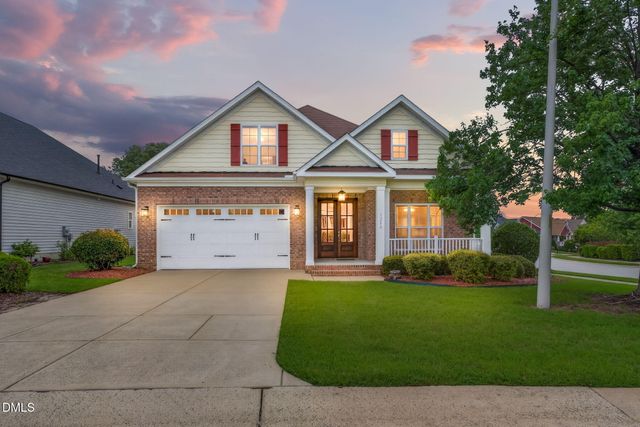 1206 Crystal Water Drive, Fuquay Varina, NC 27526
