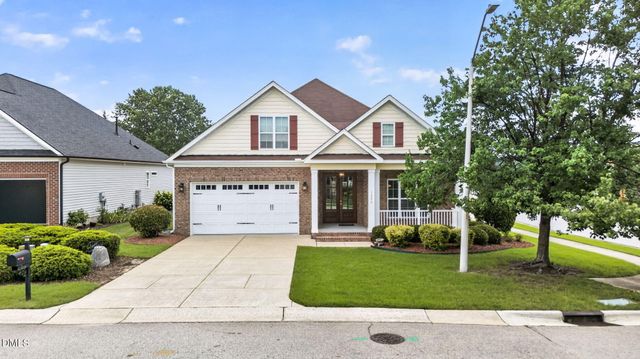 1206 Crystal Water Drive, Fuquay Varina, NC 27526
