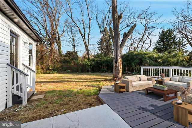 11123 BYRD DR, Fairfax, VA 22030