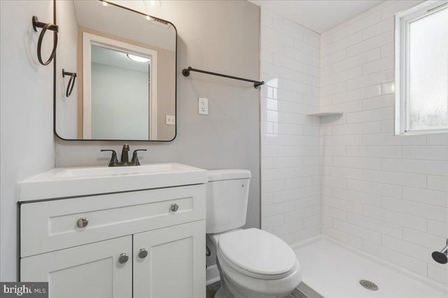 11123 BYRD DR, Fairfax, VA 22030