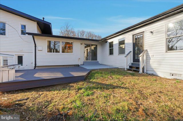 11123 BYRD DR, Fairfax, VA 22030