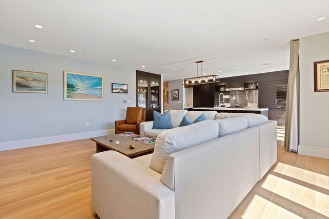 780 Craigville Beach Road, Barnstable, MA 02632