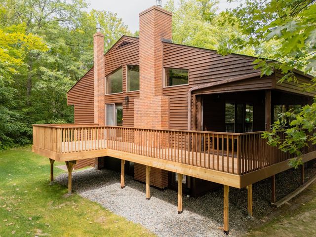 3711 Golf Course Road, Cohasset, MN 55744