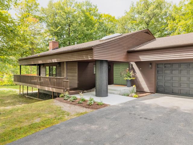 3711 Golf Course Road, Cohasset, MN 55744