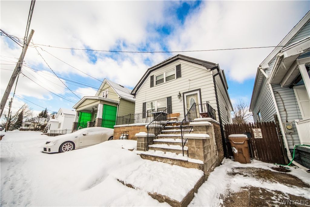 130 Reo Avenue, Cheektowaga, NY 14211