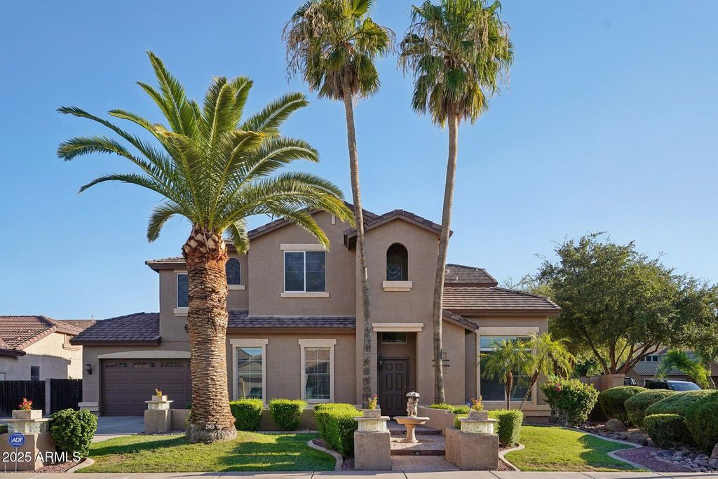 3469 E CABAZON Court, Gilbert, AZ 85297