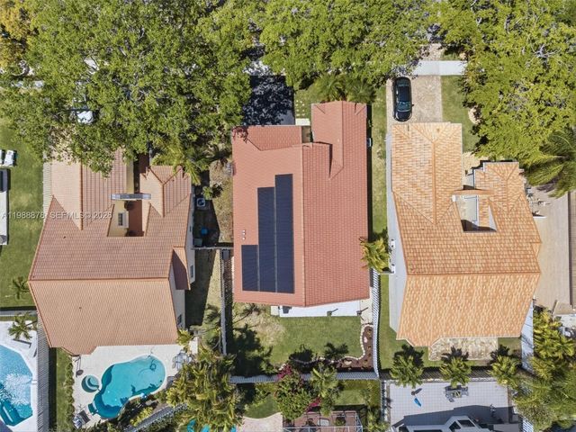 1315 Bayview Cir, Weston, FL 33326