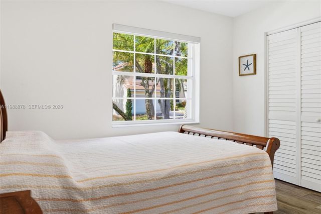 1315 Bayview Cir, Weston, FL 33326