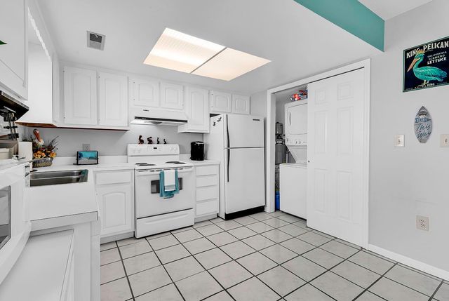 405 N Hillside Dr. C3, North Myrtle Beach, SC 29582