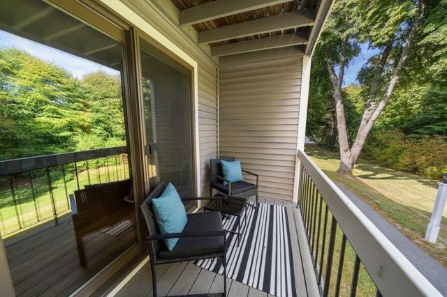 15 Foundry St A6, Easton, MA 02375