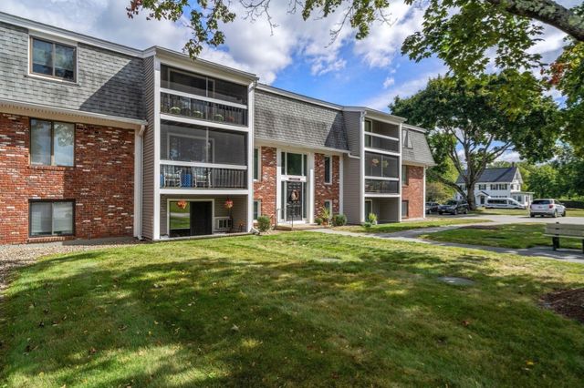 15 Foundry St A6, Easton, MA 02375