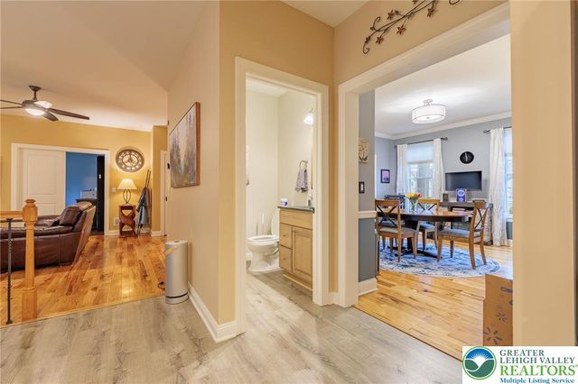 369 Manor Drive, Lower Nazareth Twp, PA 18064