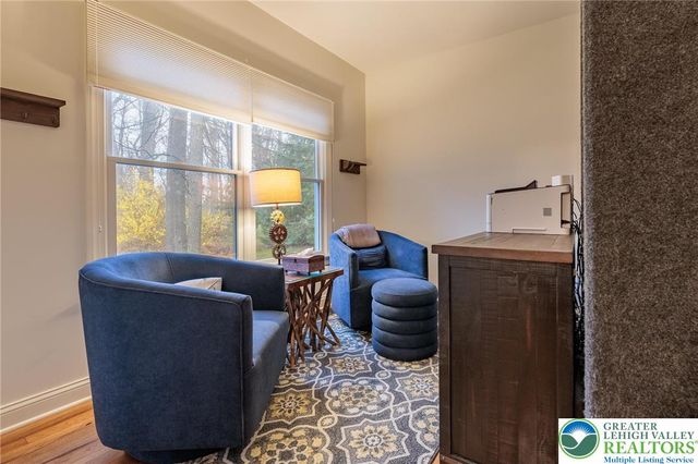 369 Manor Drive, Lower Nazareth Twp, PA 18064