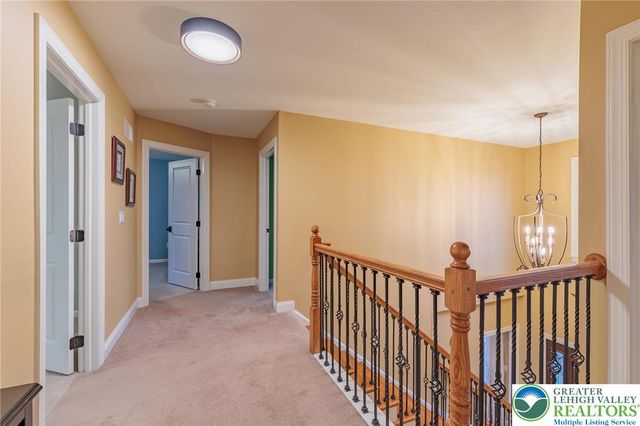 369 Manor Drive, Lower Nazareth Twp, PA 18064
