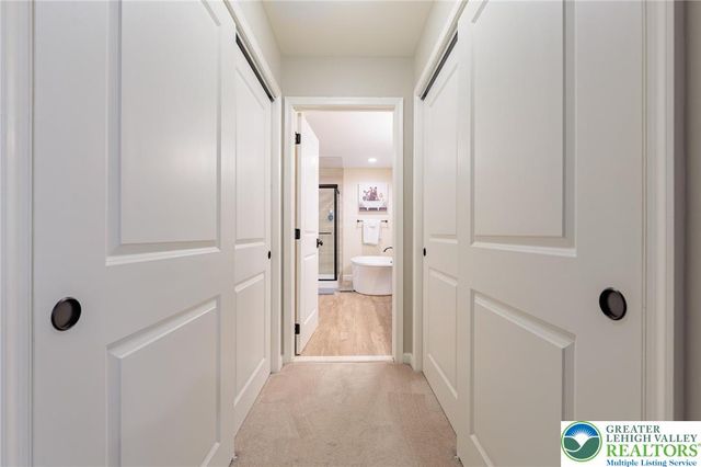 369 Manor Drive, Lower Nazareth Twp, PA 18064