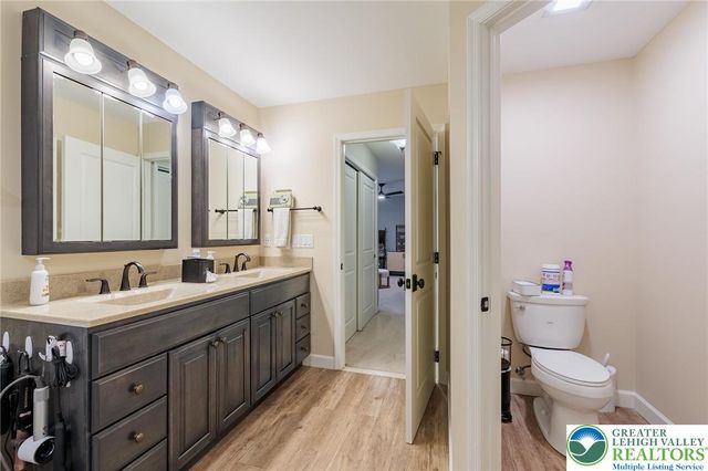 369 Manor Drive, Lower Nazareth Twp, PA 18064