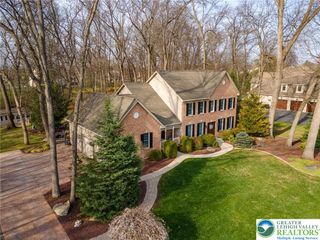 369 Manor Drive, Lower Nazareth Twp, PA 18064