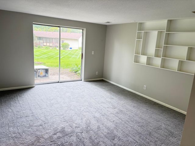 41 117th Avenue NE, Blaine, MN 55434
