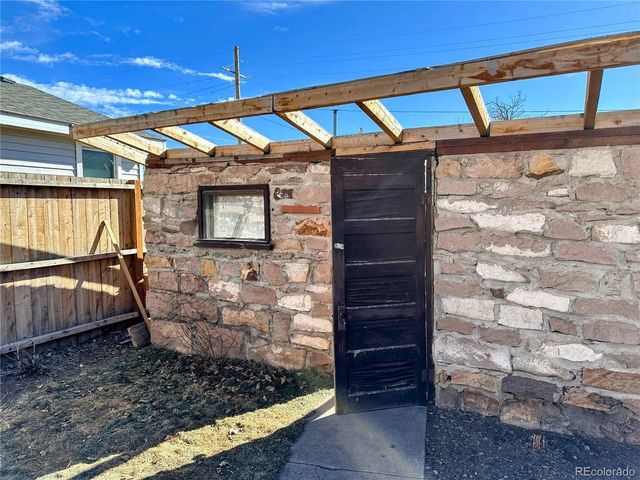 1125 6th St, Del Norte, CO 81132