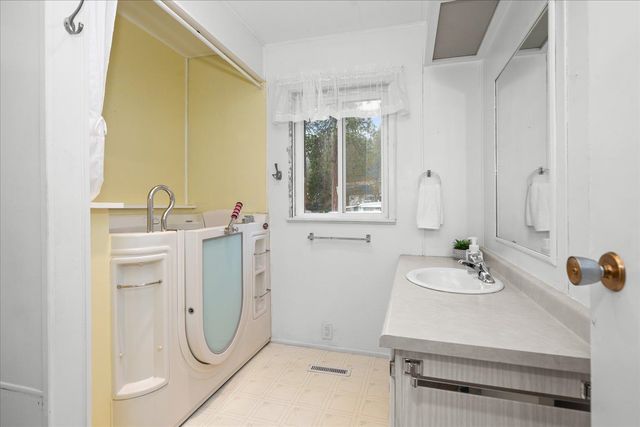 3231 W Boone Ave, Spokane, WA 99201