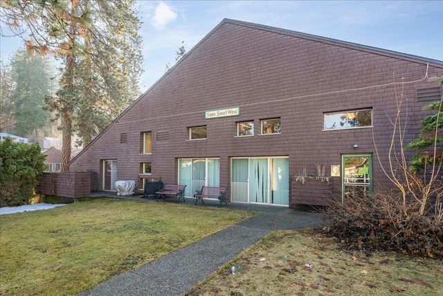 3231 W Boone Ave, Spokane, WA 99201