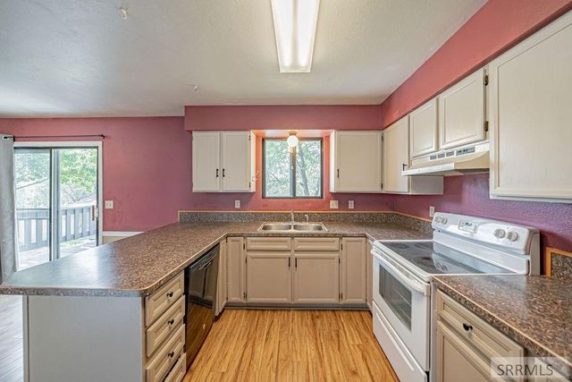 1985 Syringa Street, Pocatello, ID 83201