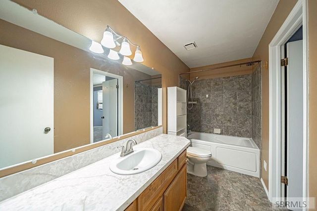 1985 Syringa Street, Pocatello, ID 83201