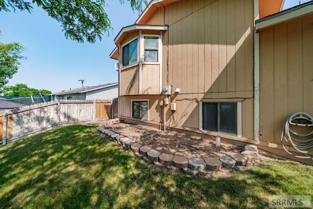 1985 Syringa Street, Pocatello, ID 83201