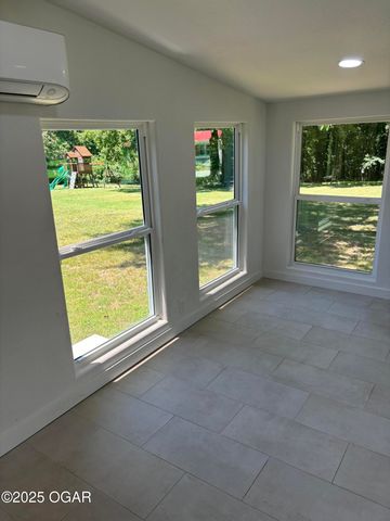 1501 South Street, Joplin, MO 64801