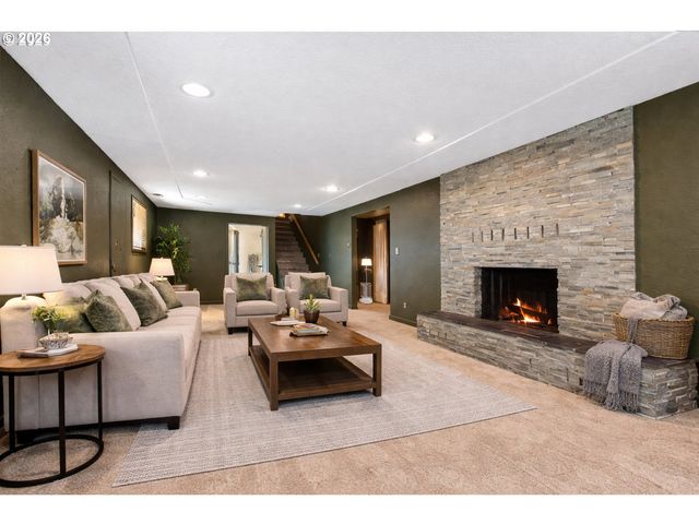155 GRANDVIEW Ter, Longview, WA 98632
