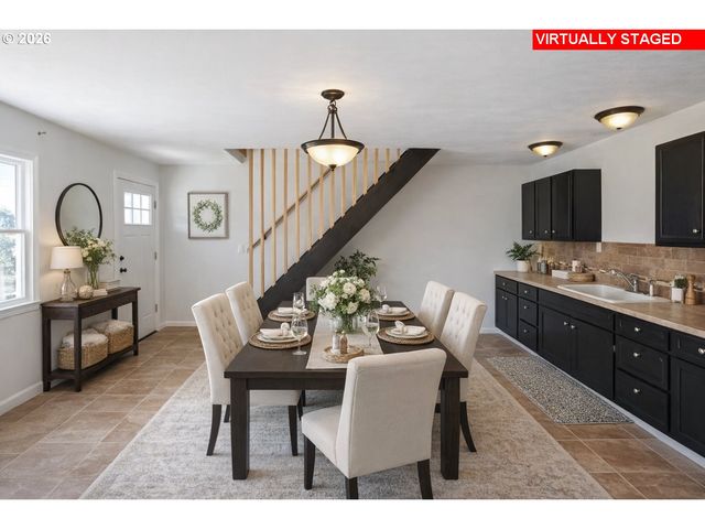155 GRANDVIEW Ter, Longview, WA 98632