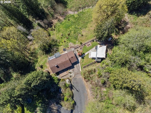 155 GRANDVIEW Ter, Longview, WA 98632