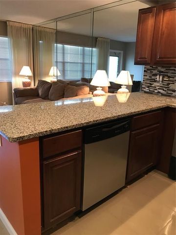 25 Newport B 25, Deerfield Beach, FL 33442