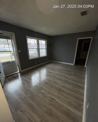 2212 Rugeley Street, Bay City, TX 77414