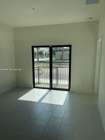 8167 NW 41 St E-111, Doral, FL 33166