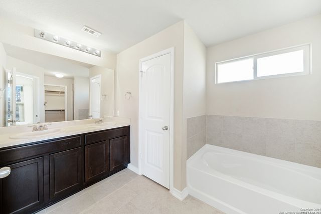 15502 Gray Catbird, San Antonio, TX 78253