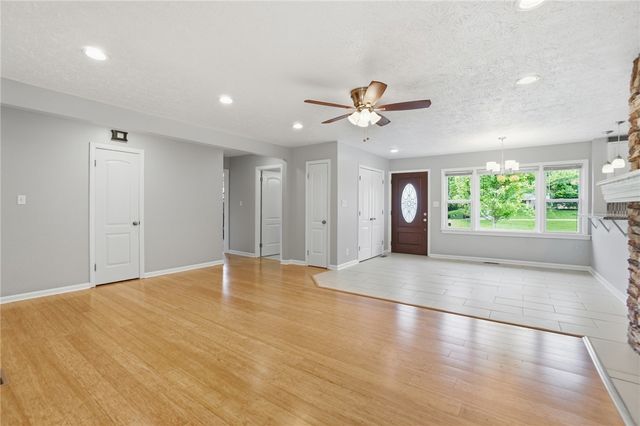 1966 Grange View Drive, Beavercreek, OH 45432