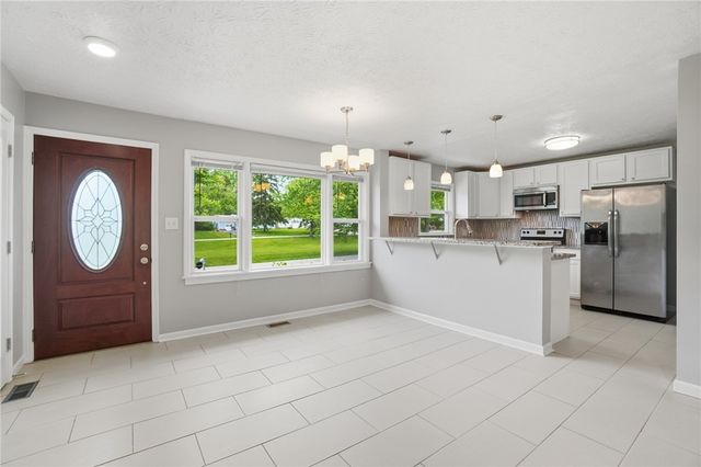 1966 Grange View Drive, Beavercreek, OH 45432