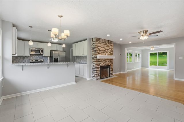 1966 Grange View Drive, Beavercreek, OH 45432