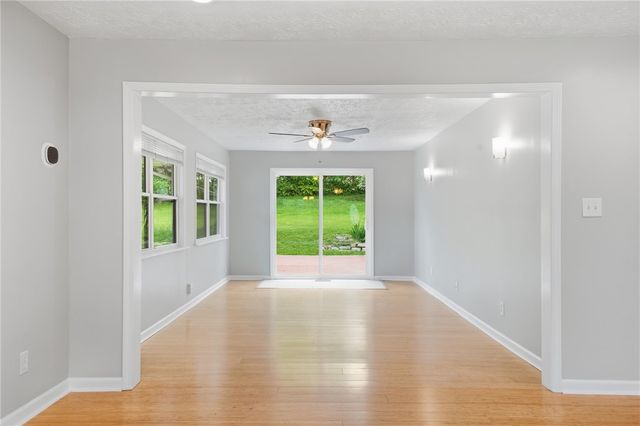 1966 Grange View Drive, Beavercreek, OH 45432