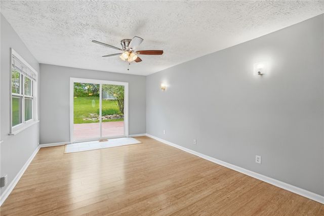 1966 Grange View Drive, Beavercreek, OH 45432