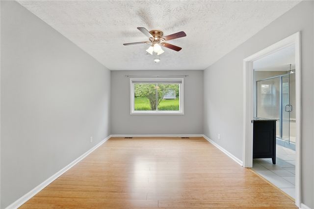 1966 Grange View Drive, Beavercreek, OH 45432