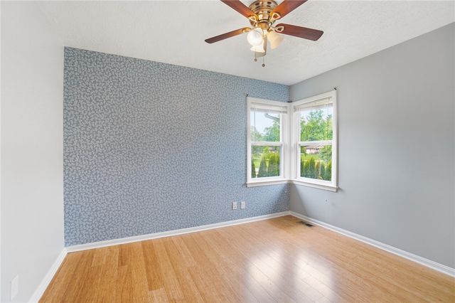 1966 Grange View Drive, Beavercreek, OH 45432